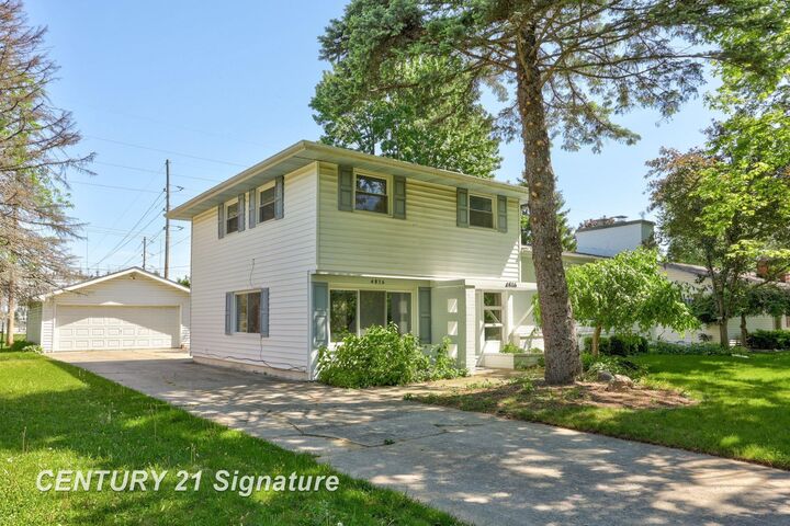 Property Photo: 4816 Leaside Drive MI 48603