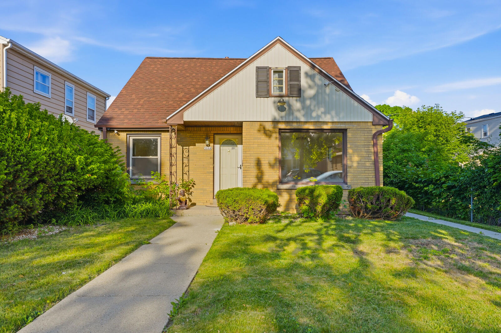 Property Photo:  5064 N 26th St  WI 53209 