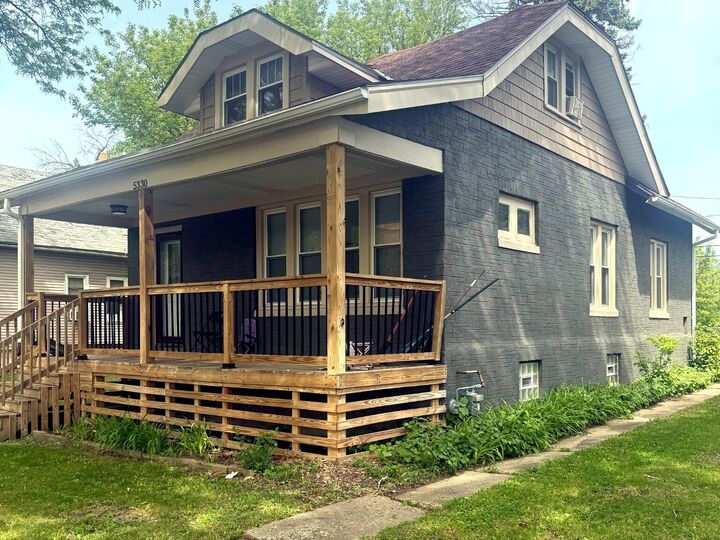 Property Photo:  5330 N 36th St  WI 53209 