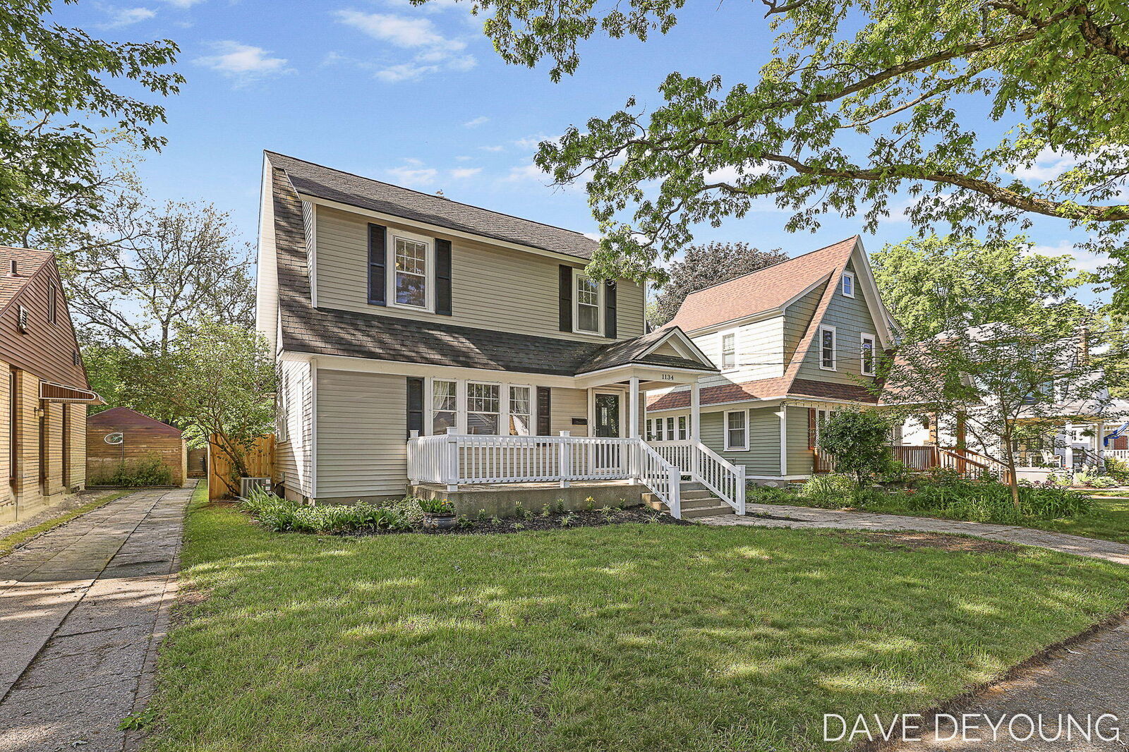 Property Photo: 1134 Hoyt Street SE MI 49507