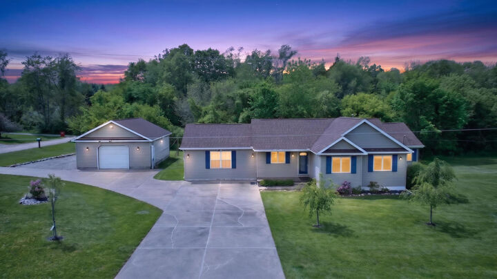 Property Photo: 10740 Montview Drive MI 49249