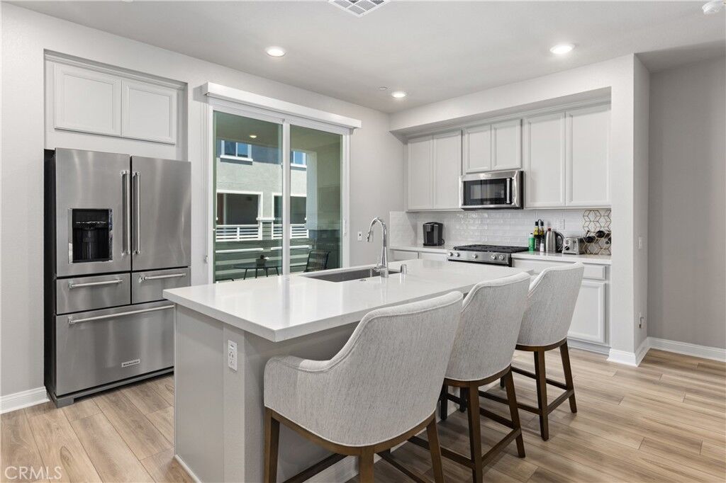 Property Photo: 1472 W Sunrise Lane CA 90732