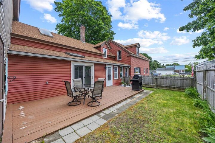 Property Photo:  152 Prospect Street  ME 04005 
