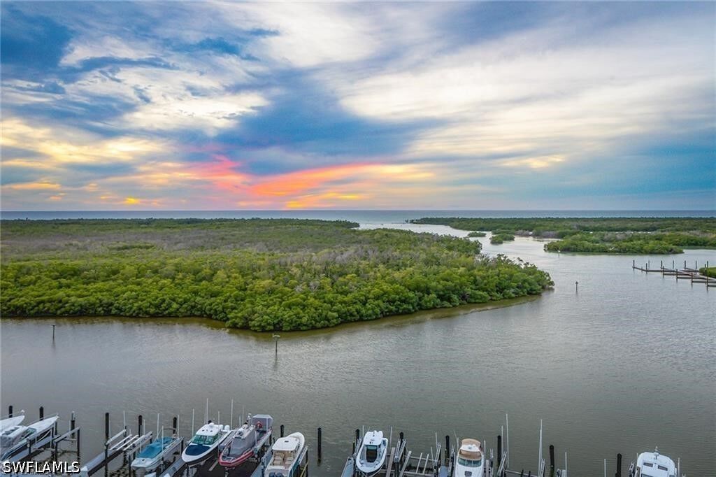 Property Photo: 13105 Vanderbilt Drive 808 FL 34110