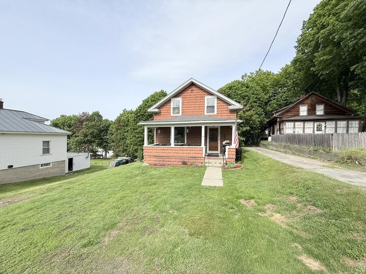 Property Photo:  27 Columbus Circle  NH 03773 