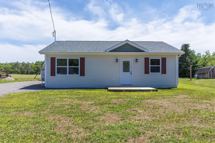 8622 201 Highway — photo 1
