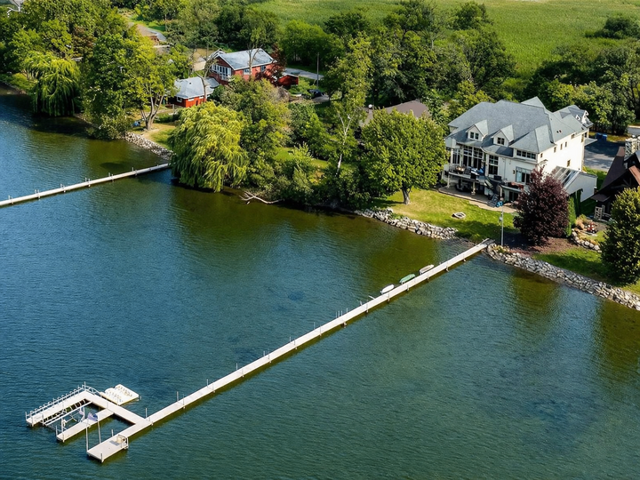 Property Photo: 22620 Hayward Avenue N MN 55025