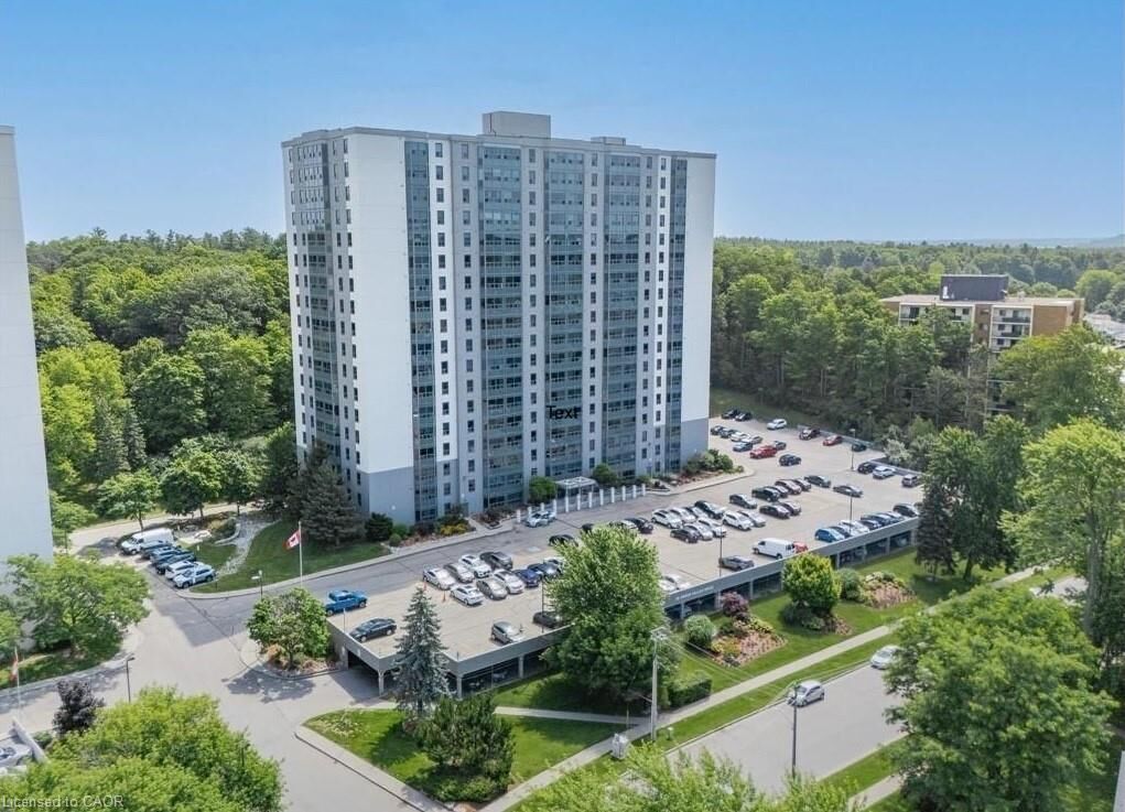 Property Photo:  55 Green Valley Drive 1607  ON N2P 1Z6 