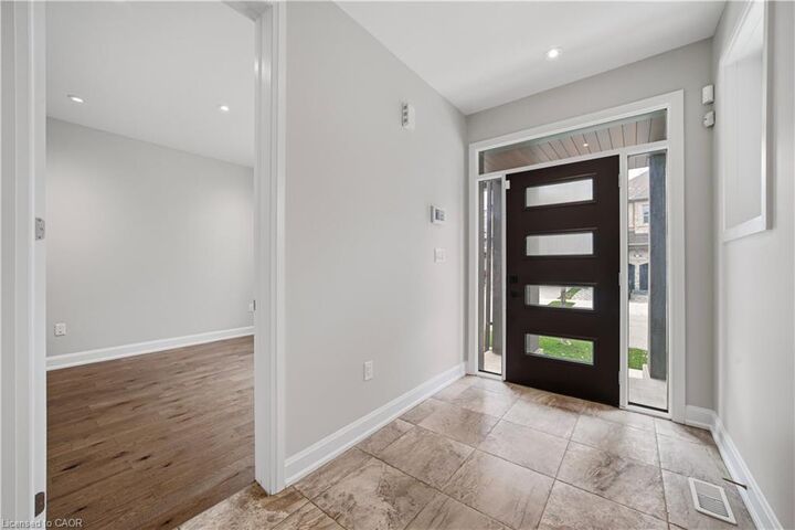 Property Photo: 224 Cherryhurst Road ON L6M 0Z7