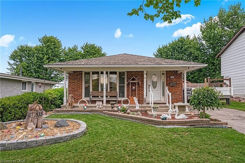 Property Photo:  515 Strasburg Road  ON N2E 1P1 