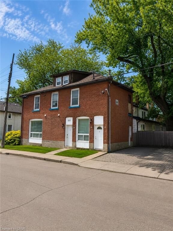 Property Photo:  105 Cheever Street  ON L8L 5R8 