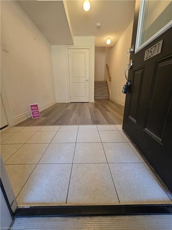 Property Photo: 2571 Ladyfern Crossing 27 ON L1X 0E6