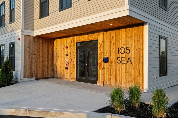 Property Photo:  105 Sea Street 101  MA 02169 
