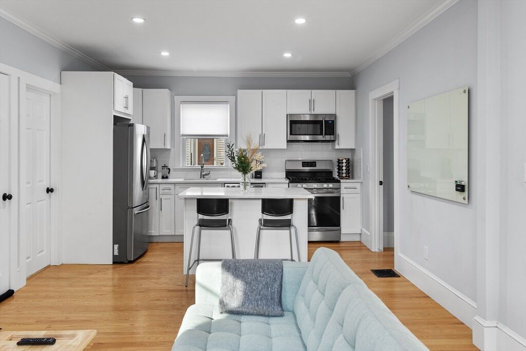 Property Photo:  14 Everett St 1  MA 02155 