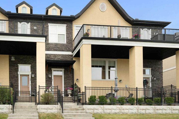 Property Photo: 64 Cranbrook Drive SE AB T3M 0J1