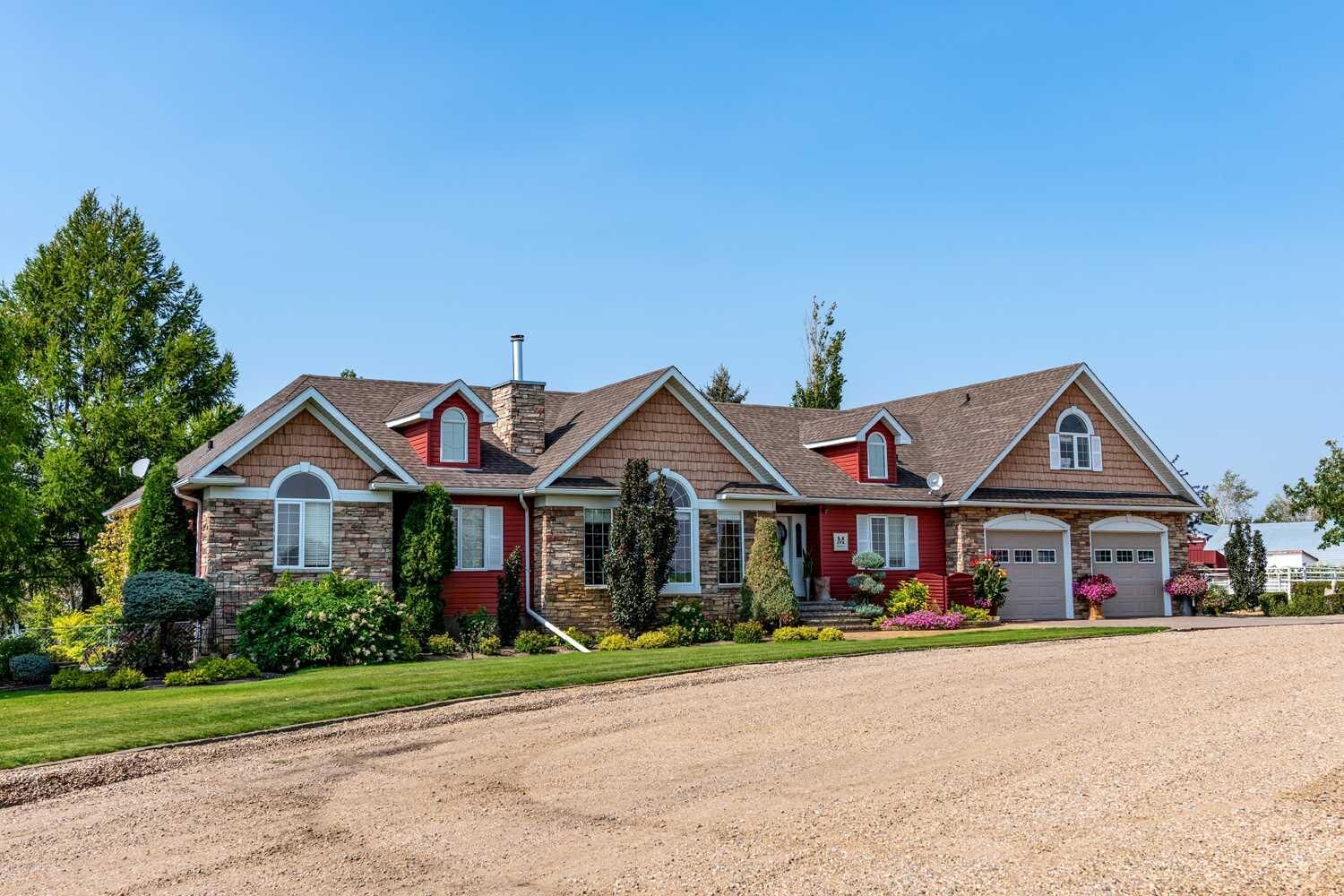 Property Photo:  451066 Rge Rd 73  AB T9W 1T4 