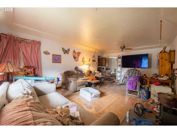 Property Photo:  4363 SE 130th Ave  OR 97236 