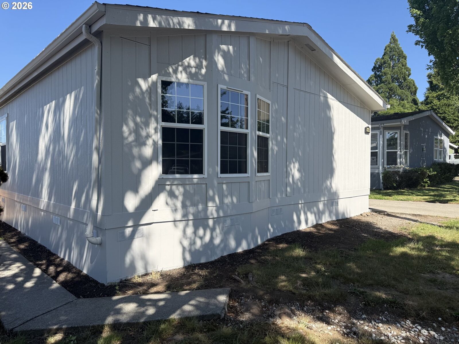Property Photo:  4682 SE 134th Dr  OR 97236 