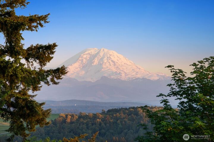 Property Photo:  12065  206th Place SE  WA 98027 