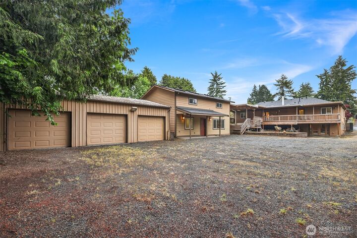Property Photo: 1161 Aberdeen Avenue NE WA 98056