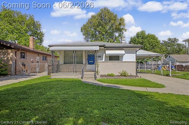 Property Photo:  5375 Mayfair Street  MI 48125 