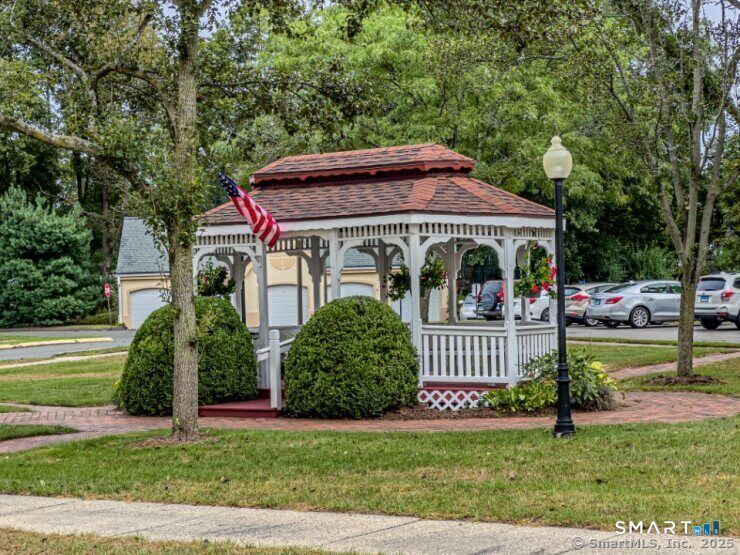 Property Photo: 75 Washington Avenue 8-205 CT 06518