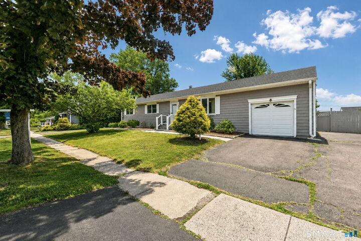 Property Photo: 255 Oceanview Terrace CT 06615