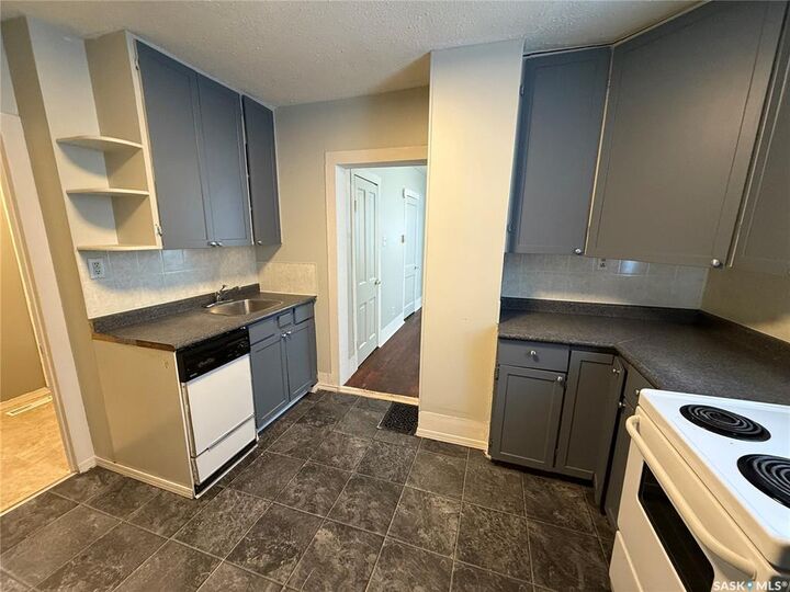 Property Photo: 485 12th Street E SK S6V 1C3