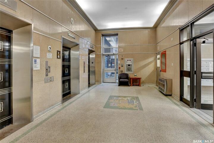 Property Photo:  1901 Victoria Avenue 208  SK S4P 3R4 