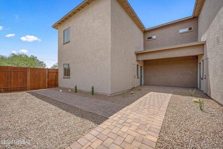 Property Photo:  739 N Queen Avenue #2  AZ 85705 