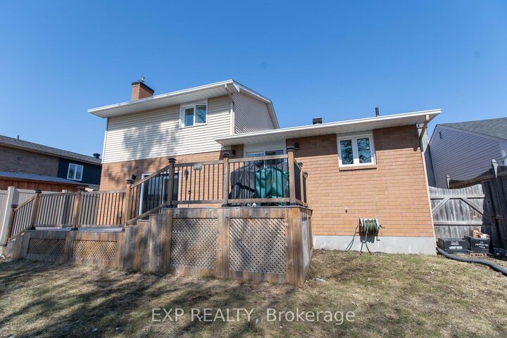 Property Photo: 1534 Rosebella Avenue ON K1T 1E8