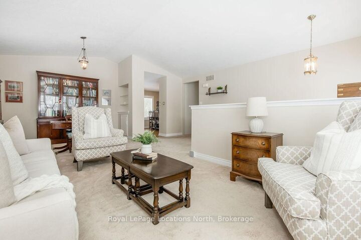 Property Photo: 40 Fairway Crescent ON L9Z 1B8