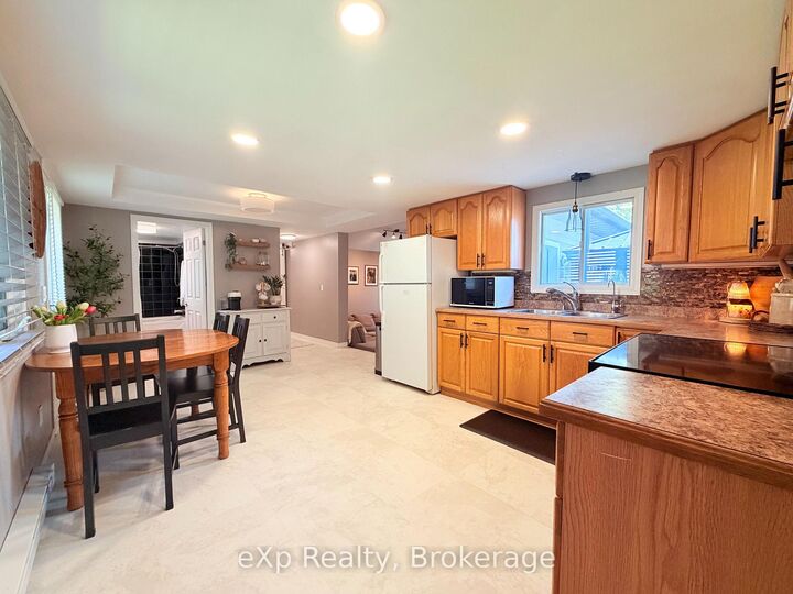 Property Photo: 12 Union Street N ON N0G 2V0