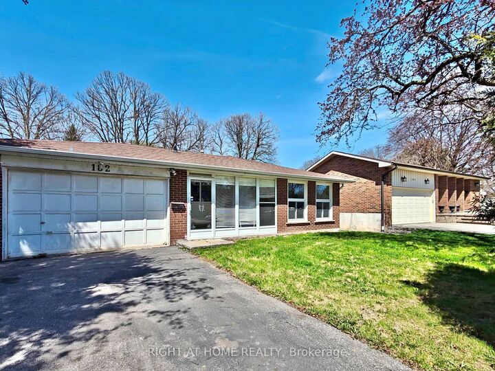 182 McNicoll Avenue — photo 1