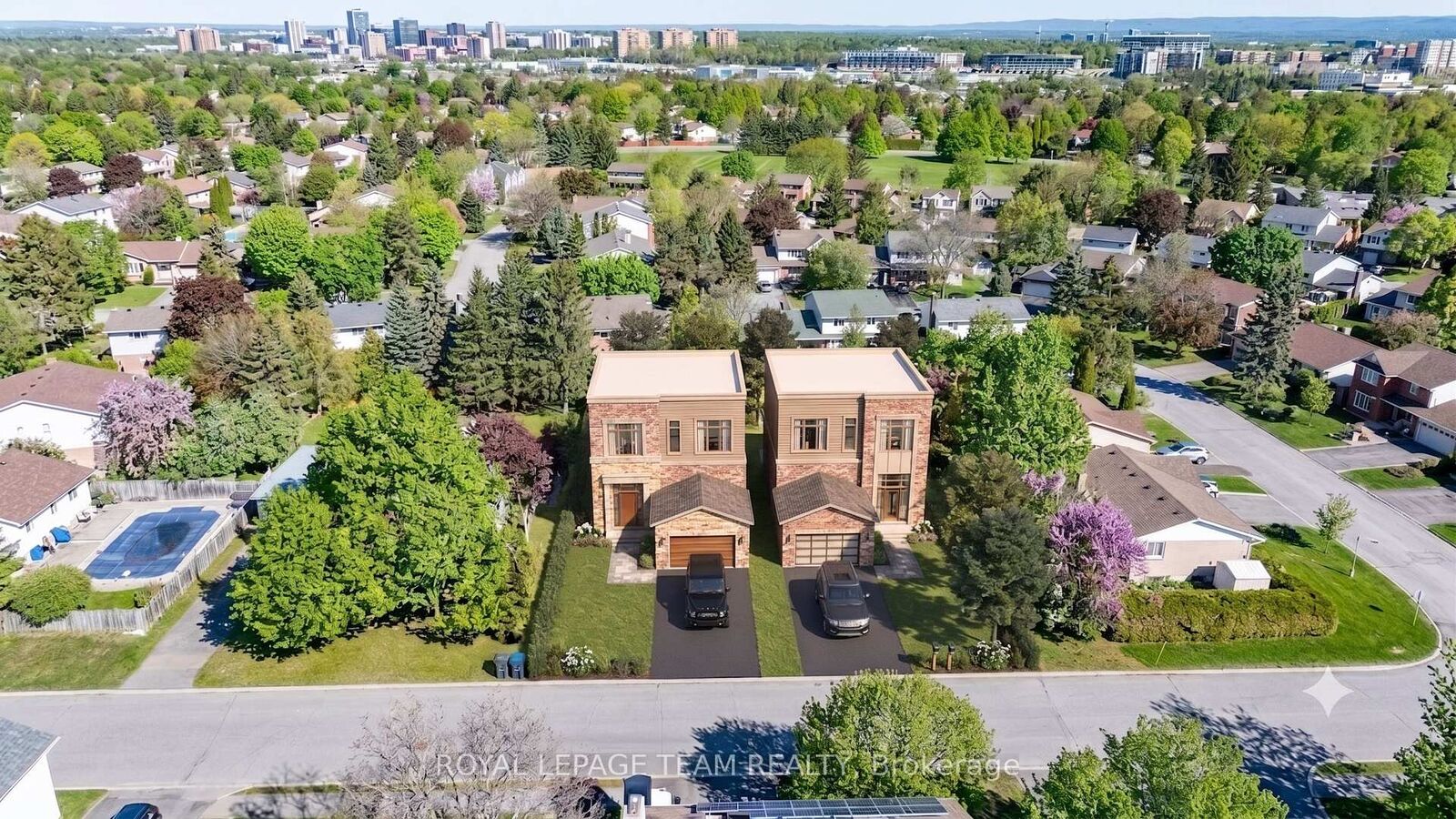 Property Photo:  26 Maple Grove Road  ON K2L 2S8 