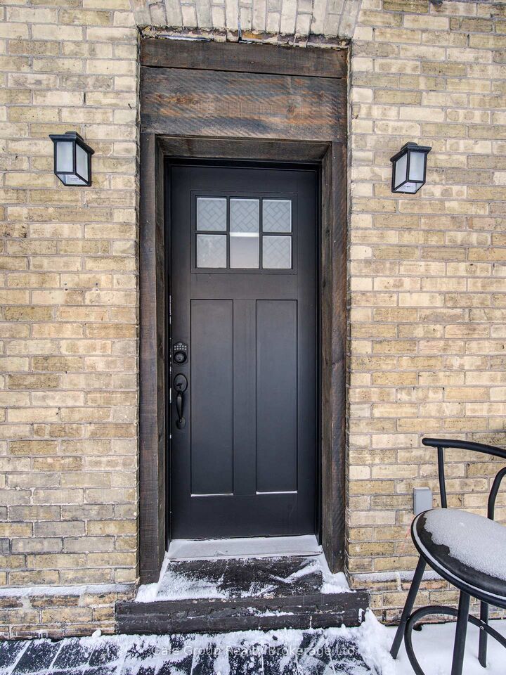Property Photo: 83 Oxford Street ON N4S 6A4
