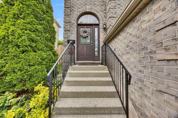 Property Photo: 34 Phair Crescent ON N5Z 5B5
