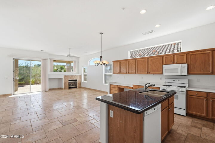 Property Photo: 15707 E Cactus Drive E AZ 85268