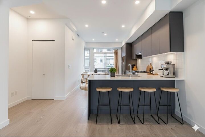 Property Photo:  4408 Cormorant Way 19  BC V4M 0E9 