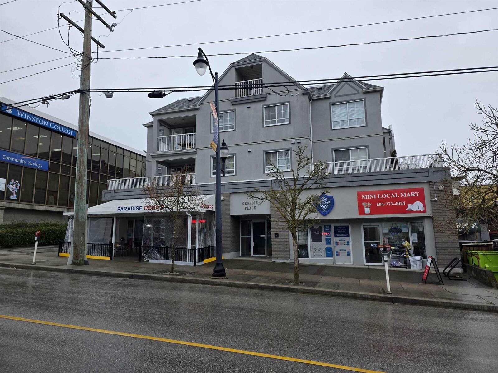 Property Photo: 723 Twelfth Street 302 BC V3M 4J8