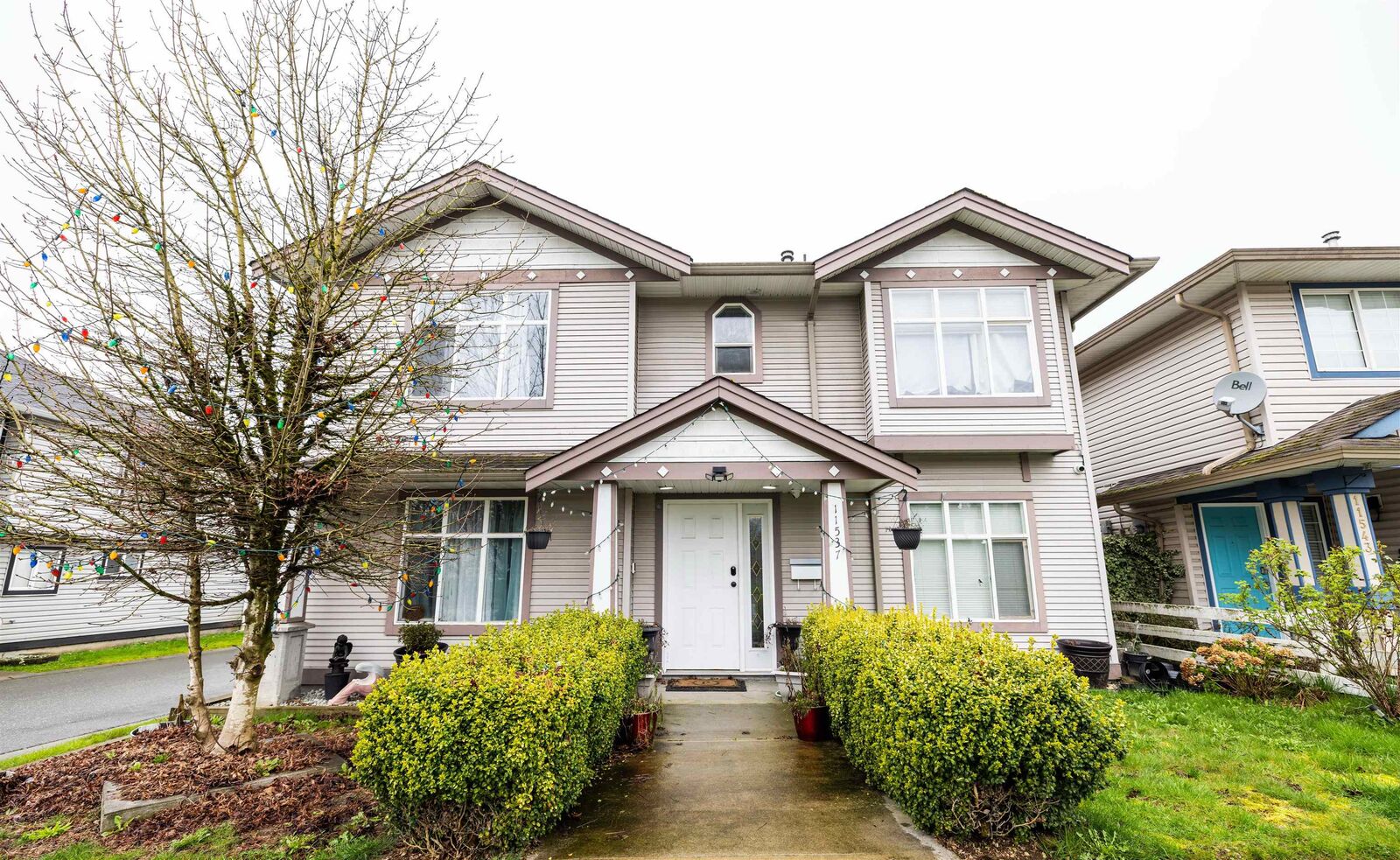 Property Photo: 11537 240 Street BC V2W 1A3