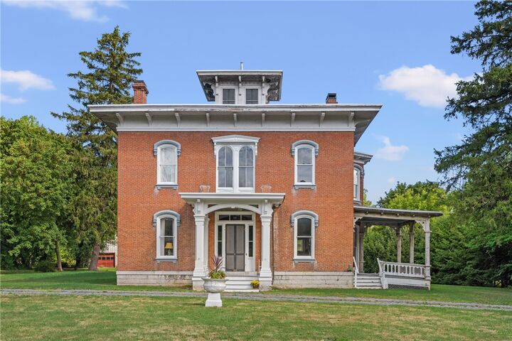 Property Photo:  546 Castle Street  NY 14456 