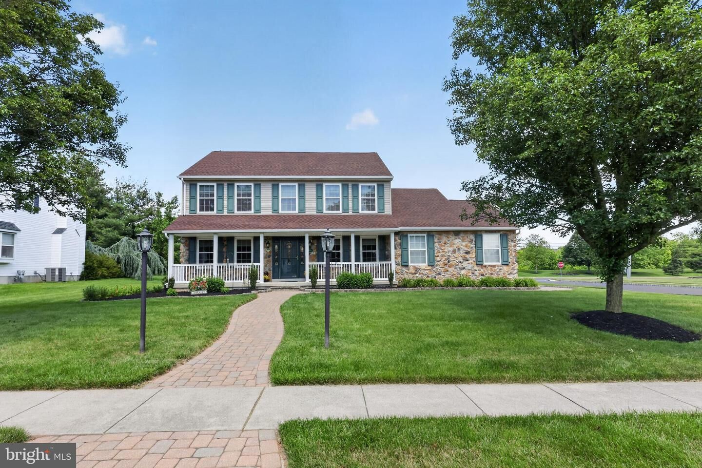 Property Photo:  203 Glenview Drive  PA 18976 