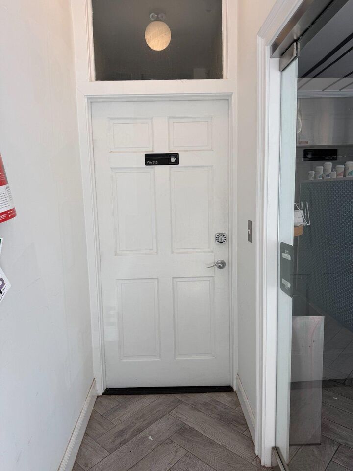 Property Photo:  22 N Darlington Street Second Floor  PA 19380 