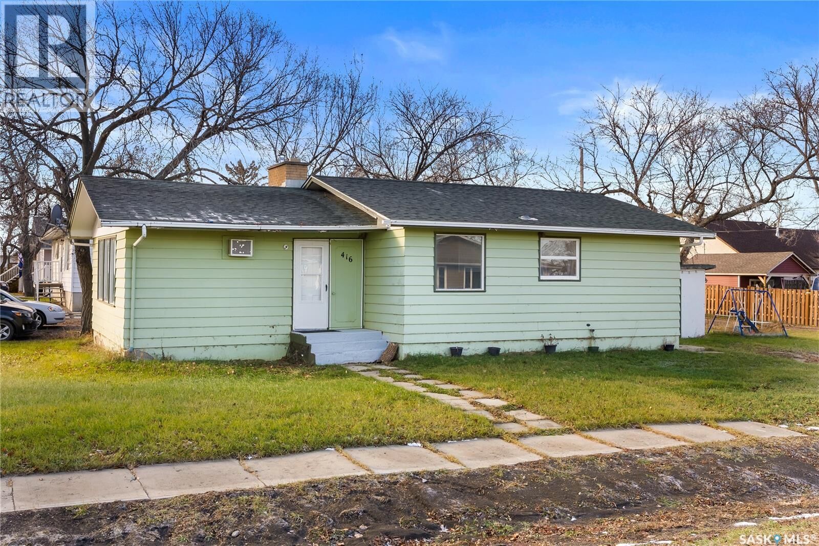 Property Photo:  416 Souris Avenue  SK S0G 5E0 