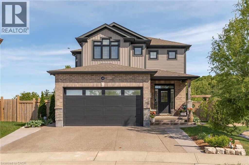 Photo de la propriété:  48 Newcastle Court  ON N2R 0G7 
