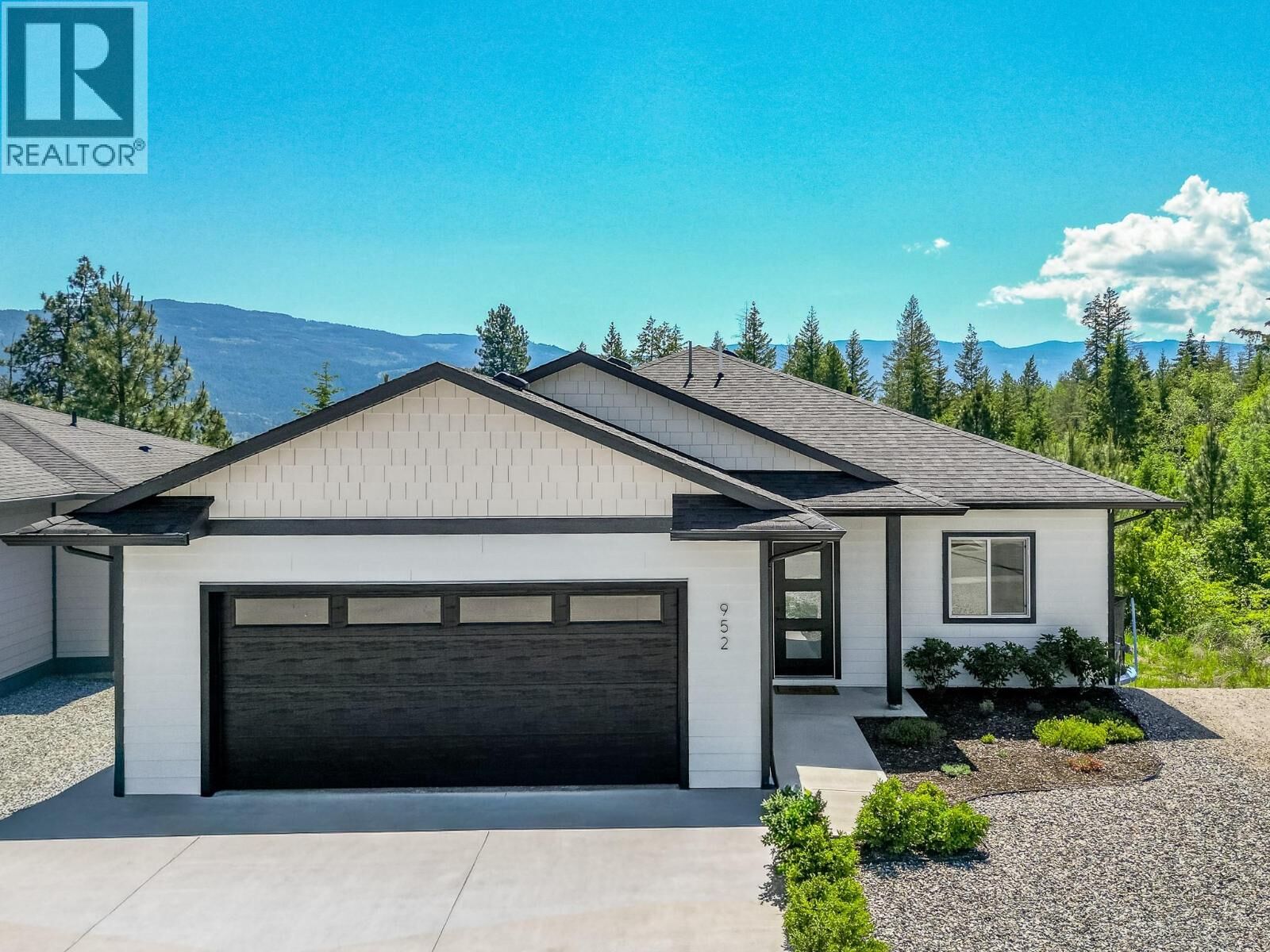 Property Photo:  952 Ridgewood Drive  BC V0E 1V1 