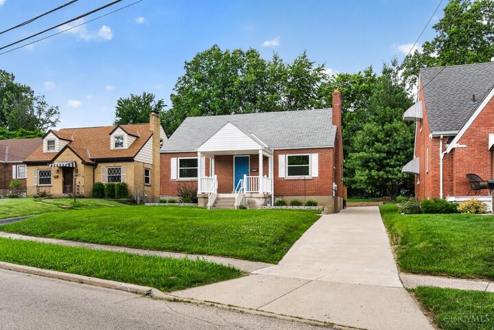 Property Photo:  5544 Raceview Avenue  OH 45248 