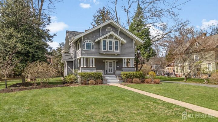 Property Photo: 420 Mountainview Terrace NJ 08812
