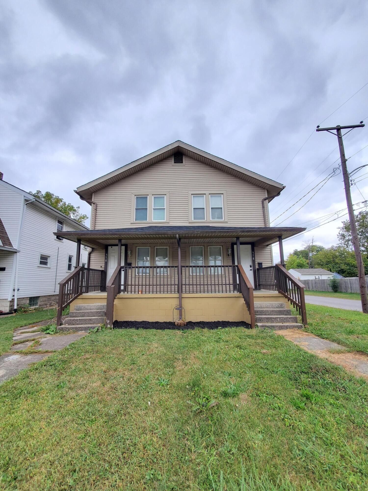 Property Photo:  576-578 S Oakley Avenue  OH 43204 